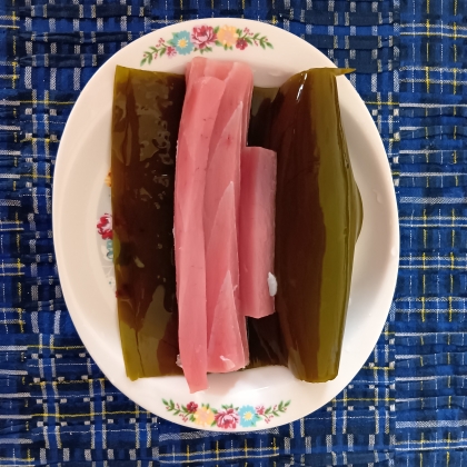 おつまみにピッタリ　マグロの昆布締め