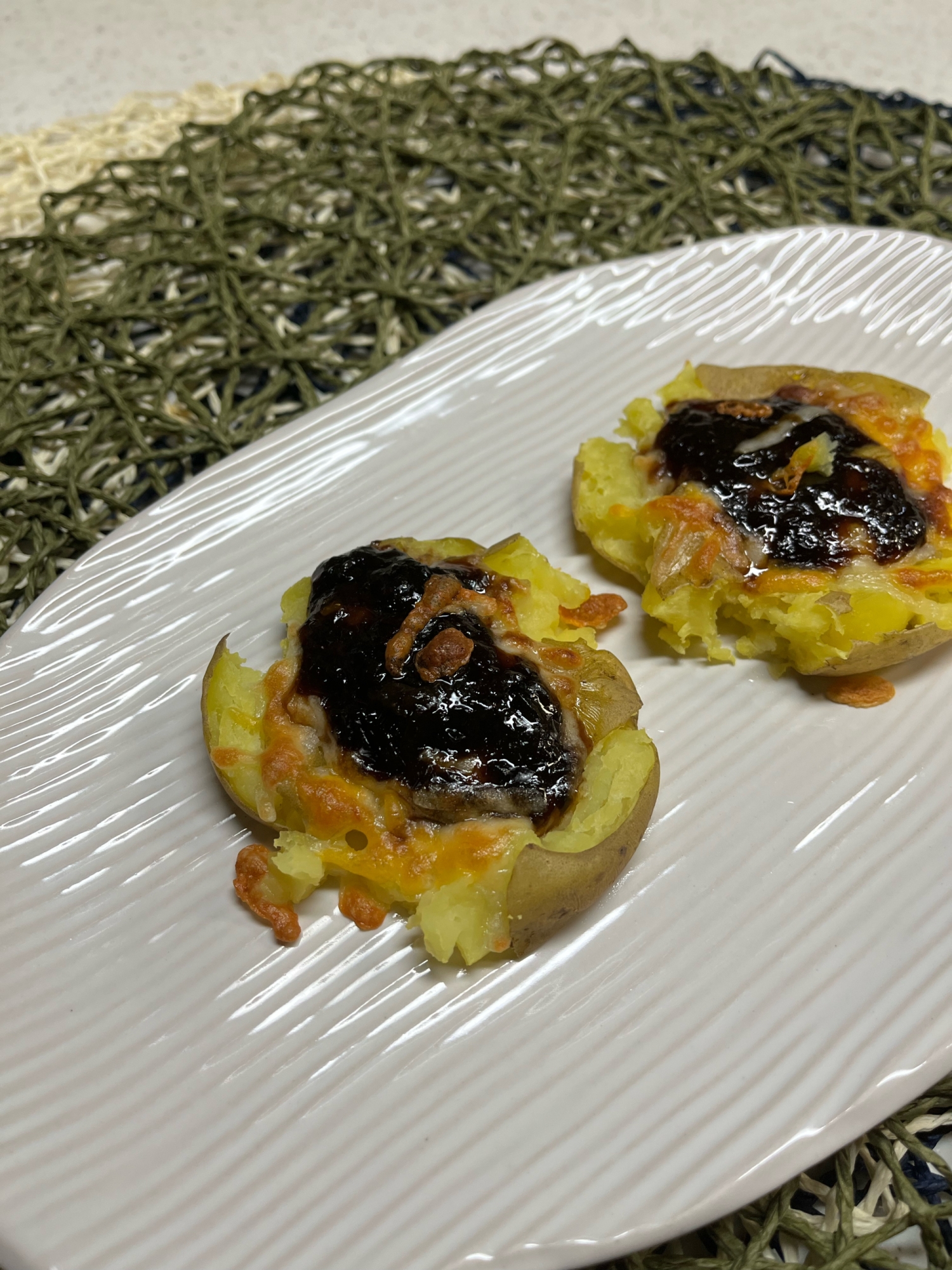 潰して簡単♬新じゃがのチーズ焼き