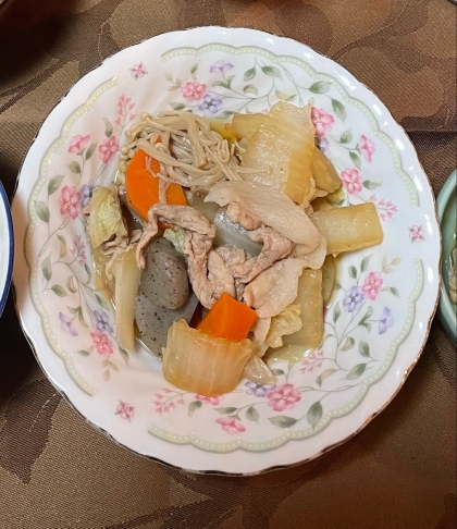 すき焼き風、牛こま切れと舞茸と白菜の煮物