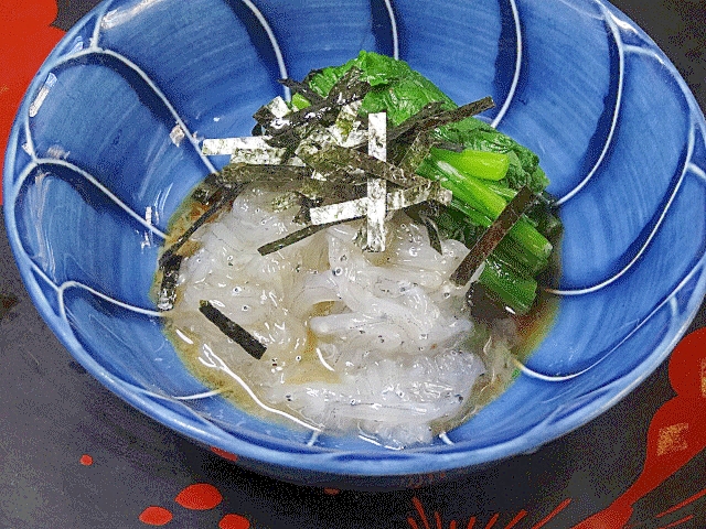 小料理屋風☆　「生しらす春菊ポン酢和え」