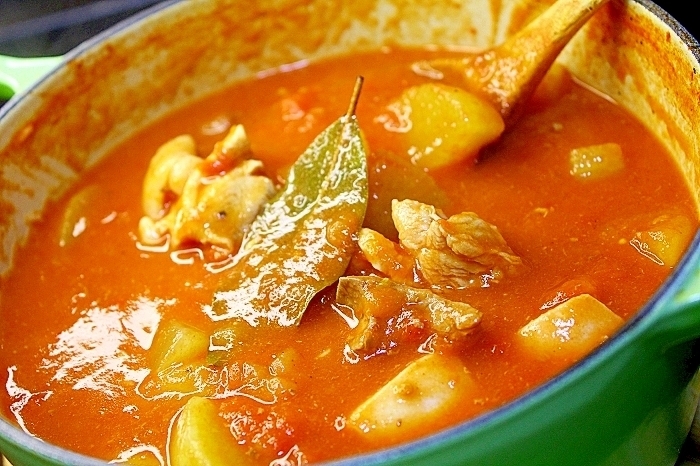 大根と鶏モツのトマト煮