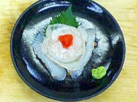 活け締めならではの歯応え!絶品、ヒラメの”薄造り”