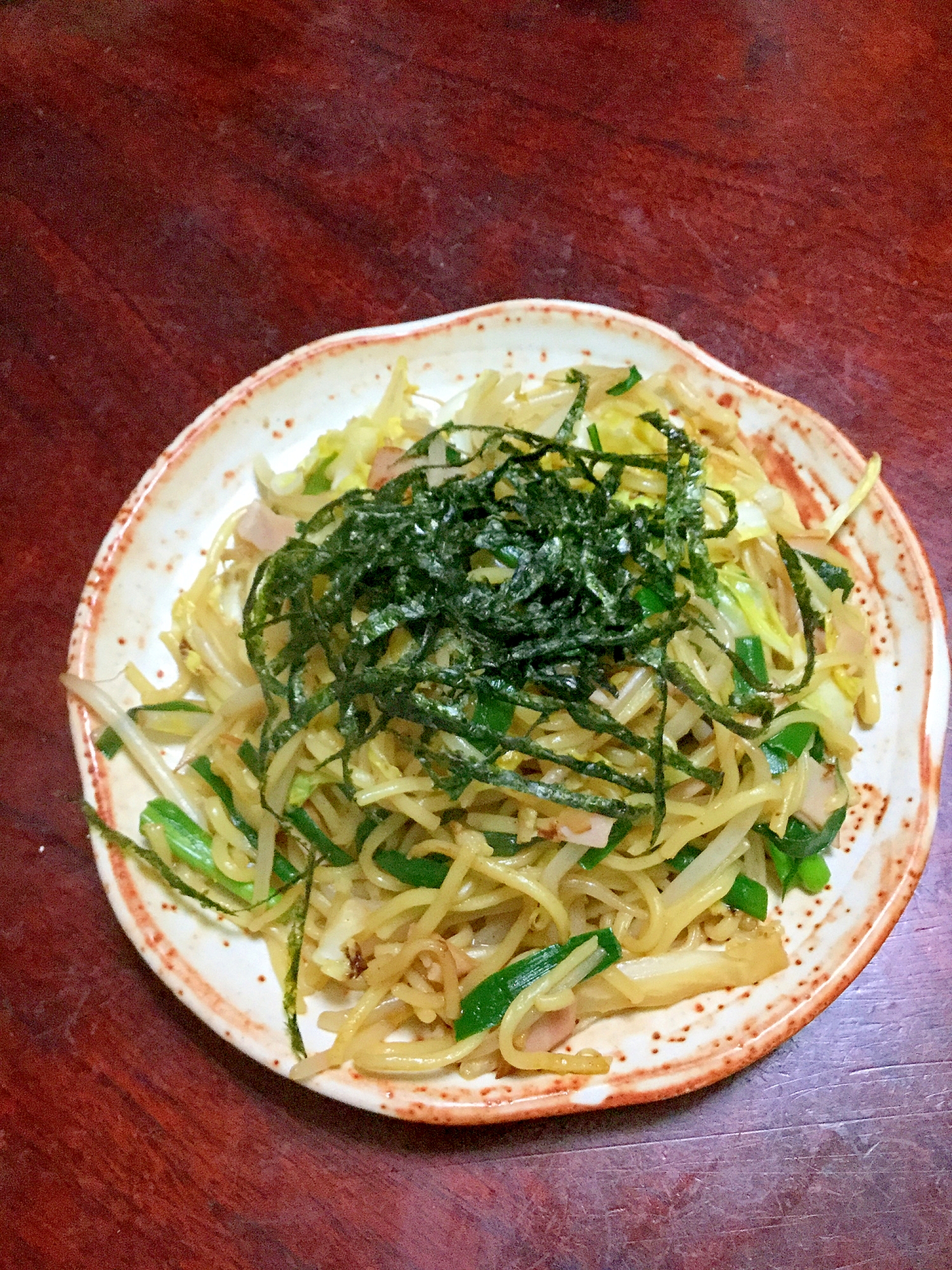 ハムとニラのマルちゃん芳醇中華風ソース焼きそば！