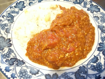 トマト缶と鶏挽き肉でヘルシーなキーマカレー♡