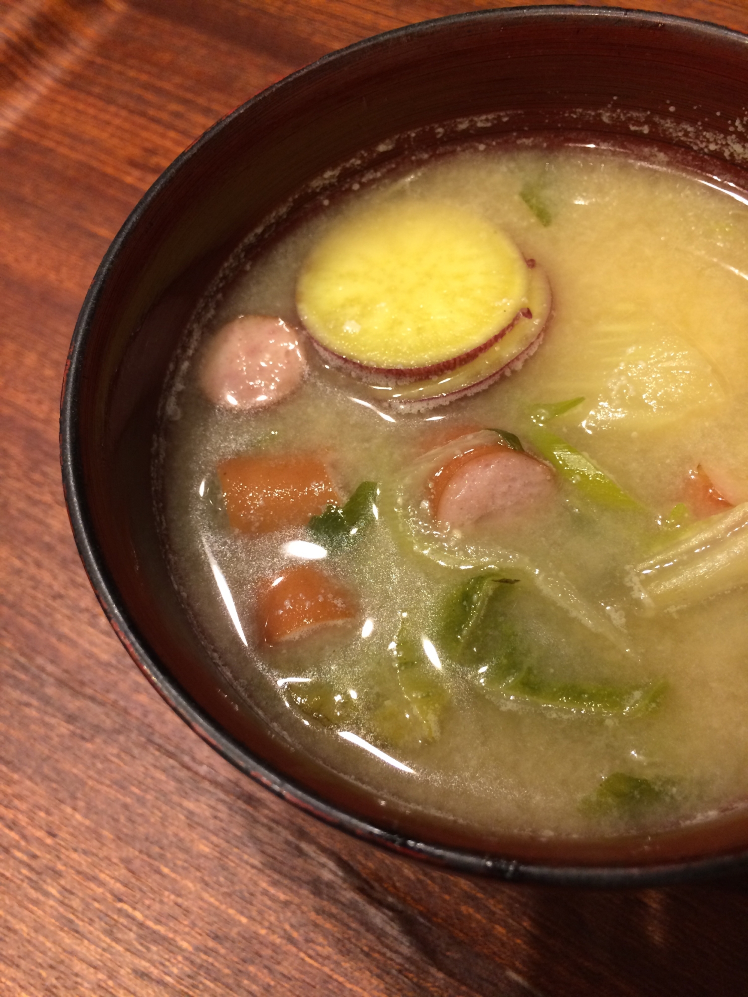 ウィンナーのコク味噌汁