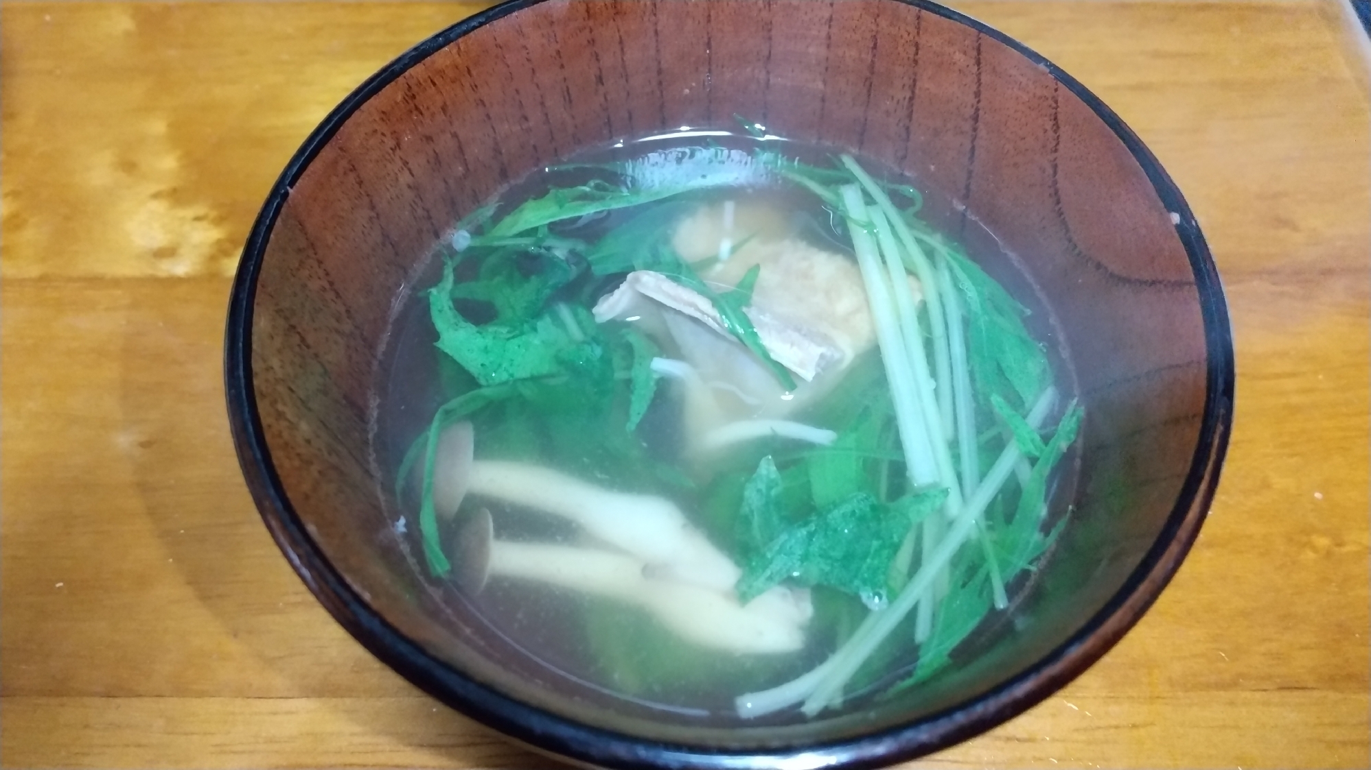 油かすと水菜のうどんスープ