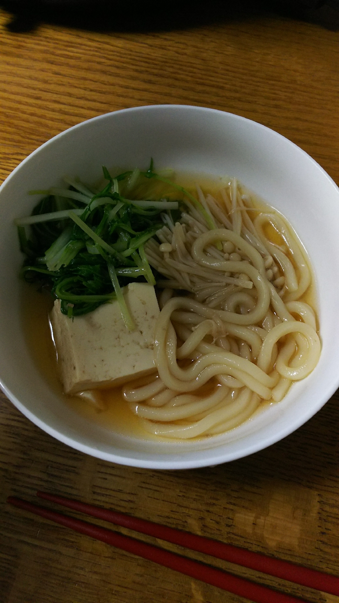 水菜と豆腐とえのきとうどんのお鍋