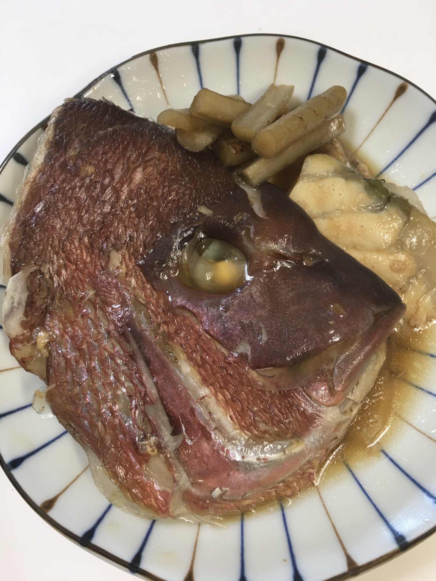 鯛とゴボウのアラ炊き