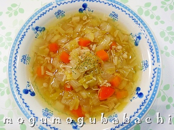 えのきと野菜の具沢山スープ