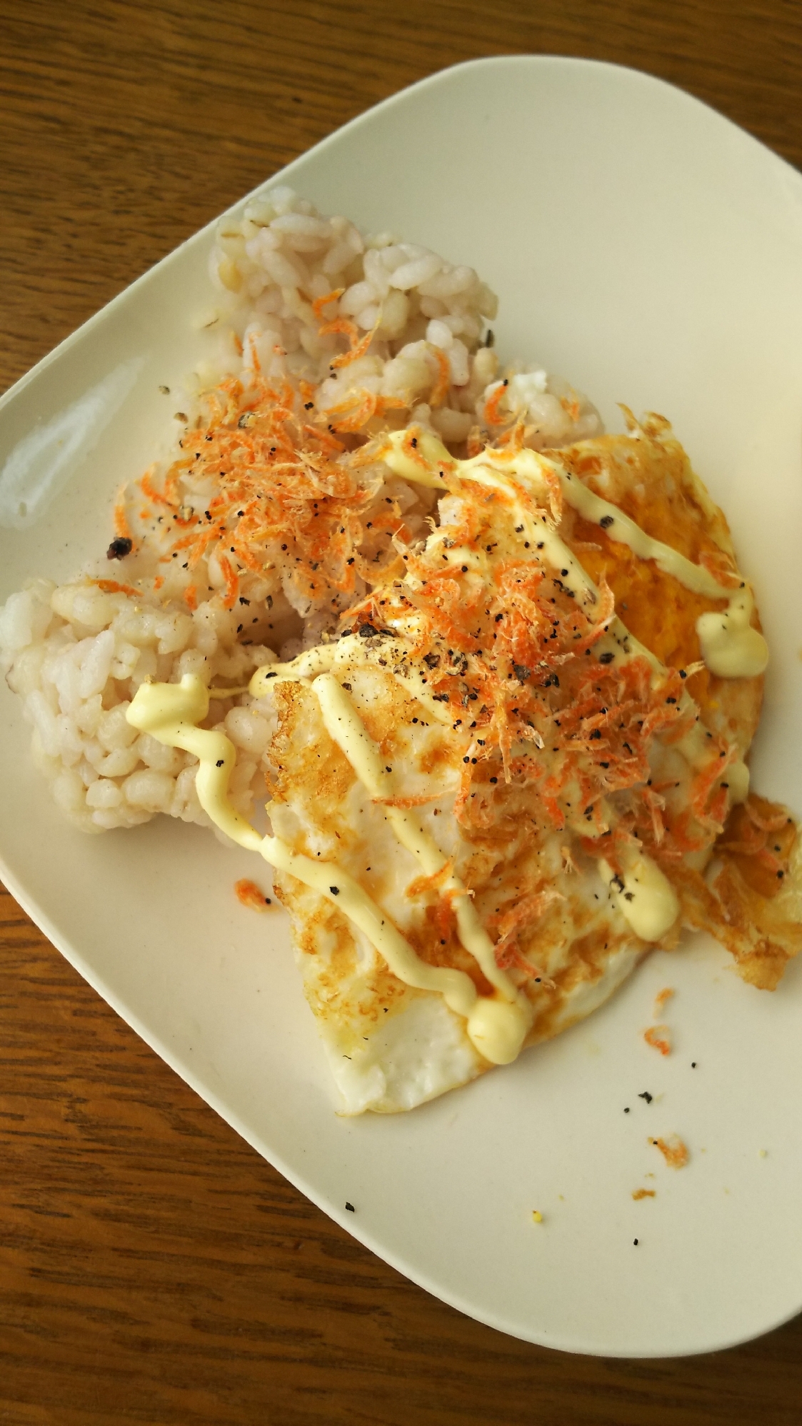 あみえびの目玉焼きご飯