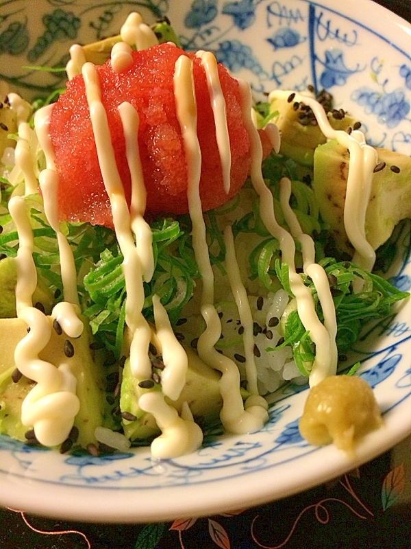 たらこアボカド丼