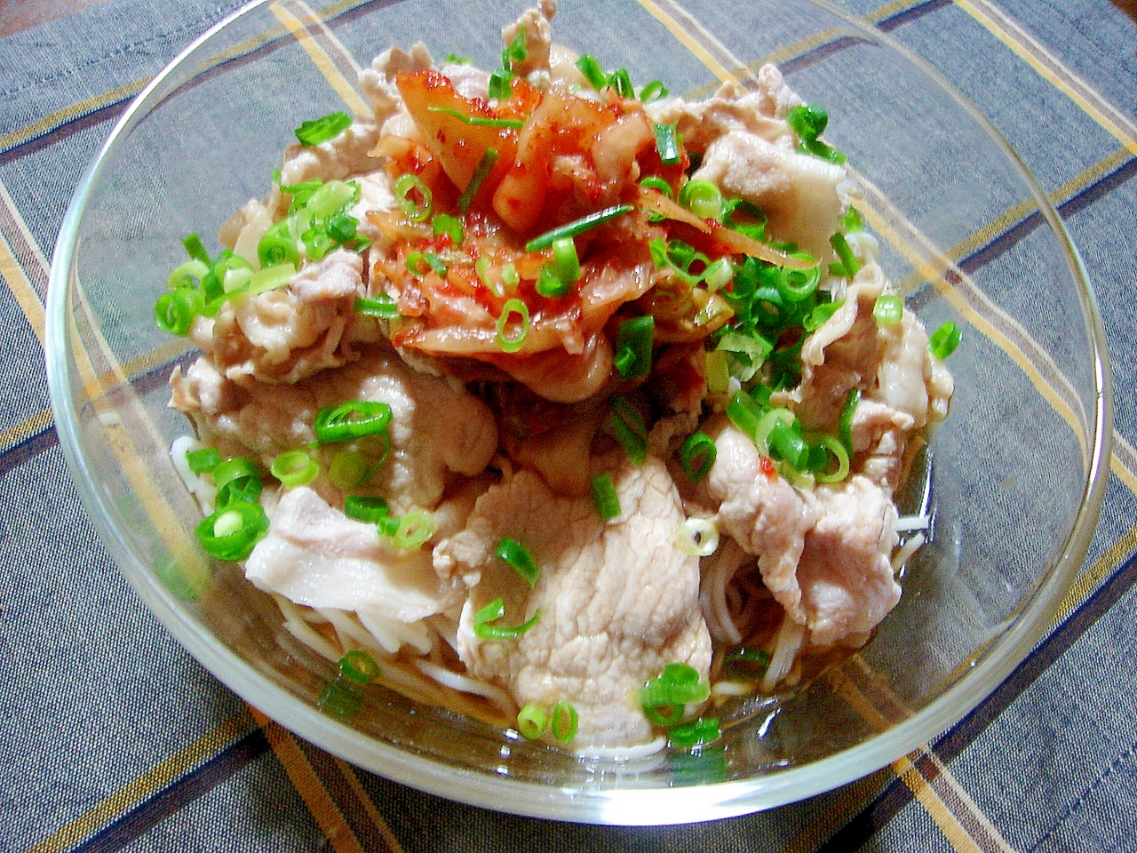 豚キムチ素麺