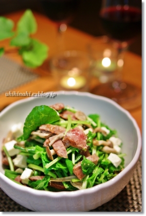 牛肉と焼ききのことルッコラのサラダ