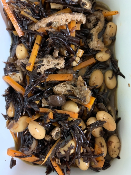 冷凍するつもりで、椎茸も加えて倍の分量で作りました。いつも適当な味付けだったので、レシピを参考にさせていただいて美味しくできて良かったです♪