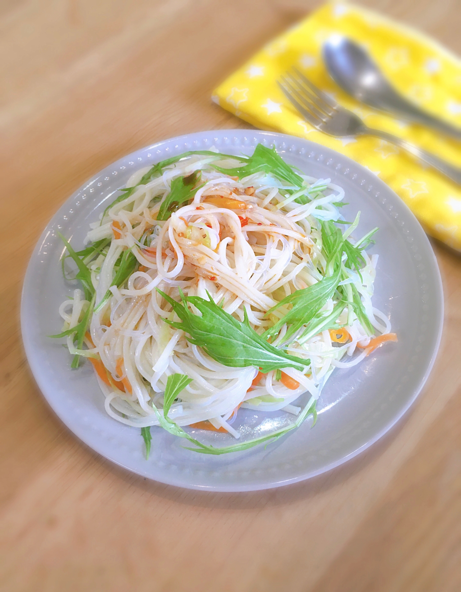 フライパン１つで簡単ヘルシーランチ♪サラダ素麺❣️