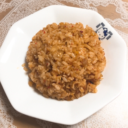 残ったキムチでさささっと簡単に作れました！ごま油の風味に食欲が刺激されますね♪(๑ᴖ◡ᴖ๑)♪
とっても美味しかったです❣️ごちそうさまでした♡