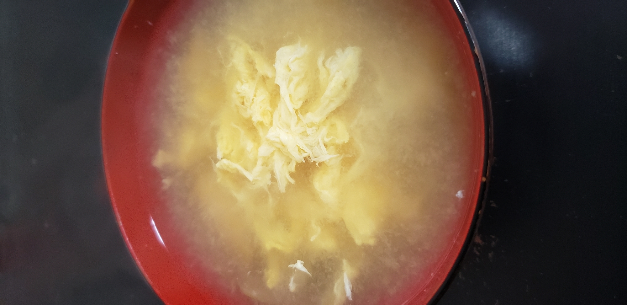 玉ねぎと溶き卵の味噌汁