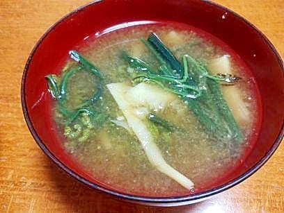 蕨と　筍の　みそ汁
