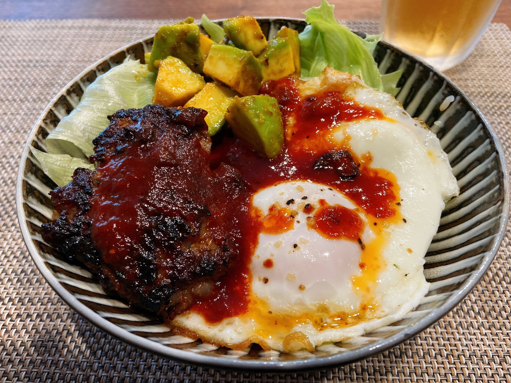 ロコモコ丼