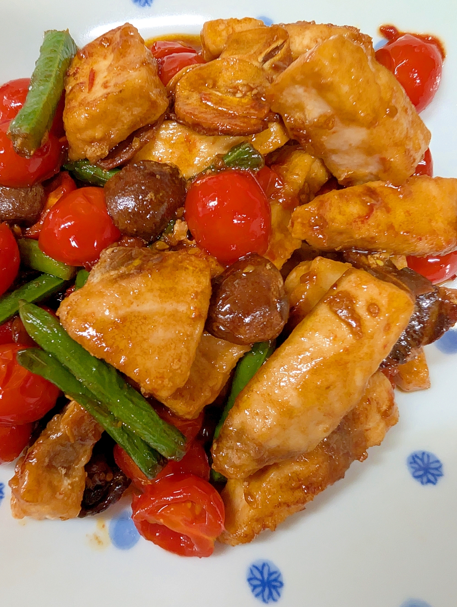 メカジキとトマトのバター醤油炒め