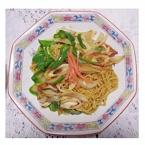 ソース焼きそば(ピーマン・たまねぎ・ちくわ)