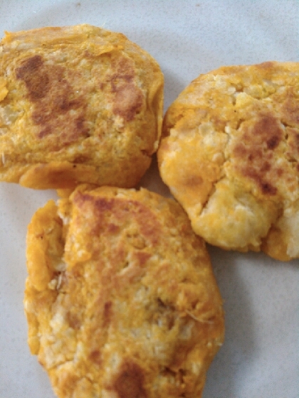 手づかみ離乳食 さつまいもとかぼちゃのおやき レシピ 作り方 By さとmin 楽天レシピ