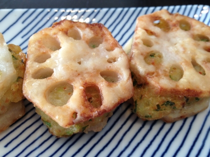 カリッ 海老のレンコンはさみ焼き レシピ 作り方 By ゴロウママ45 楽天レシピ カリッ 海老のレンコンはさみ焼き レシピ 作り方 By ゴロウママ45 楽天レシピ