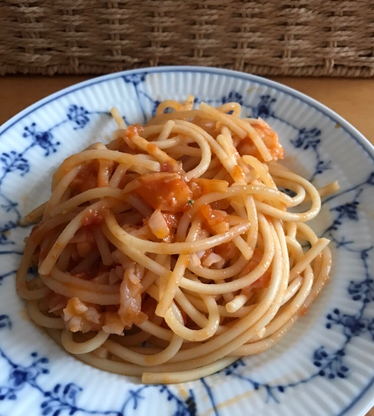 エビのラグートマトパスタ