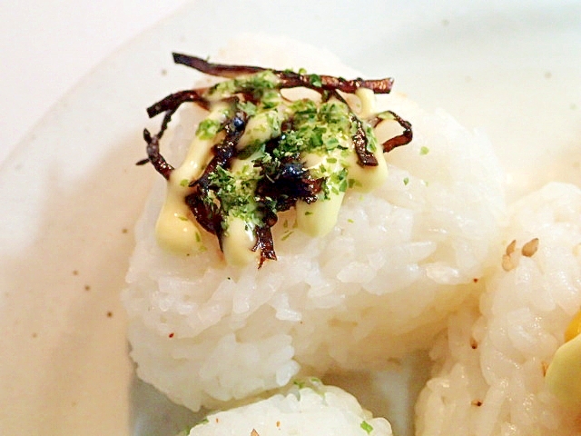 COで　昆布佃煮と青のりの焼きおにぎり