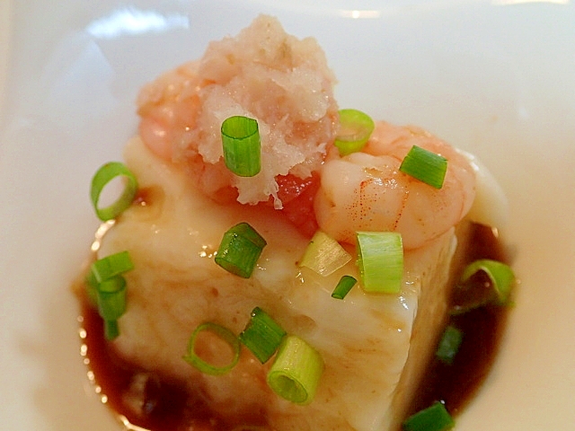 味噌だれ・生姜で　バナメイ海老と葱の呉豆腐