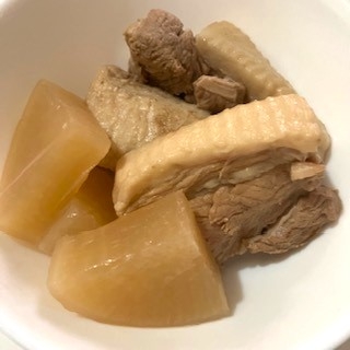 圧力鍋で簡単作り置き！大根と豚バラの煮物