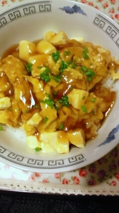 包丁いらず！やさしい味の豆腐×玉子のあんかけ丼♪