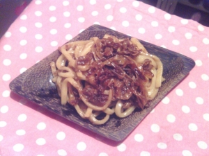 簡単鰹節とマヨの焼きうどん