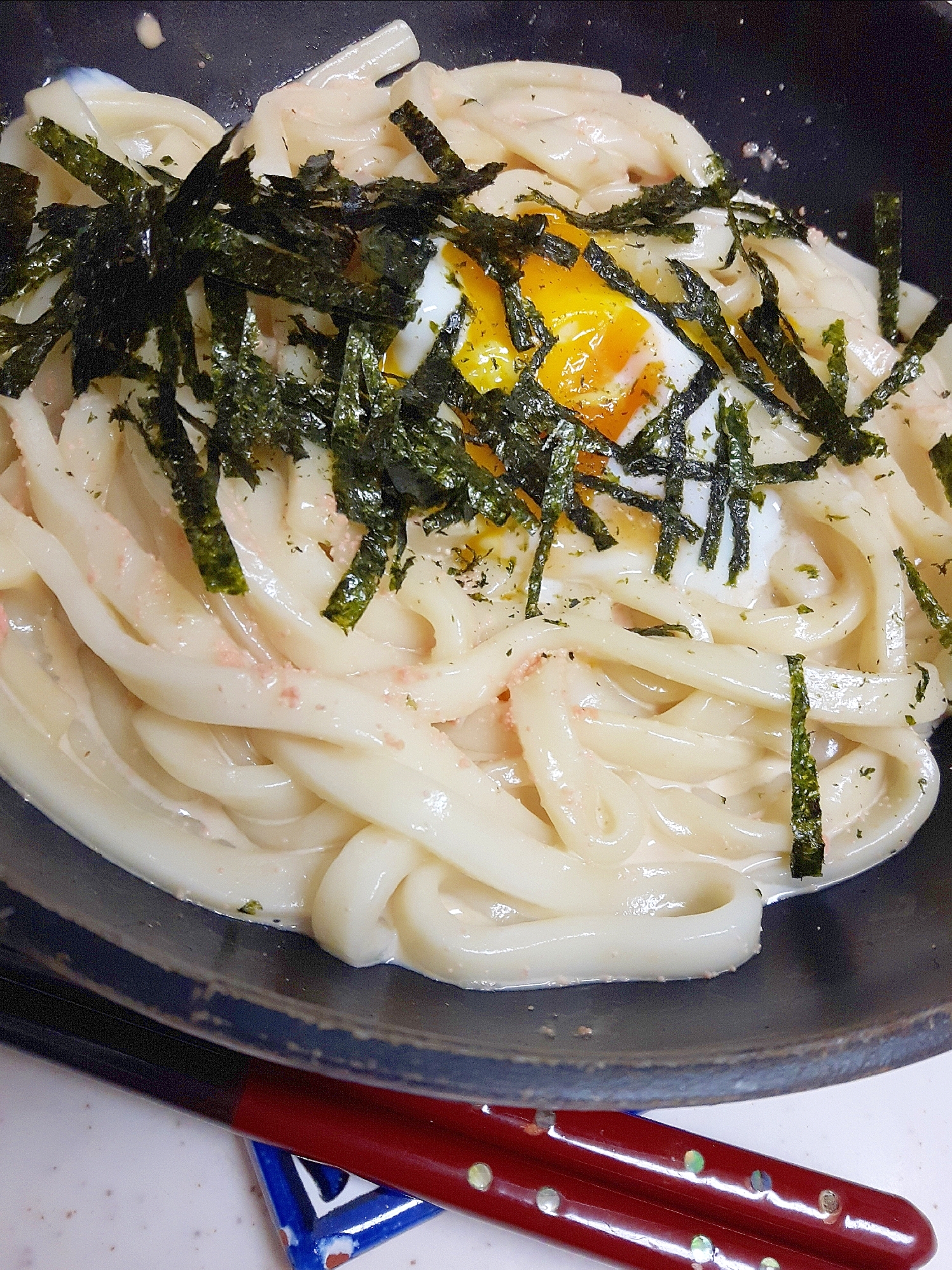 子供が大好き(^^)温玉たらこマヨうどん♪
