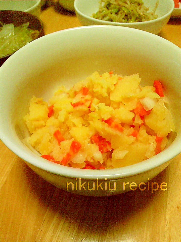 簡単おいしい！じゃがいもにんじんたまねぎ甘味噌和え