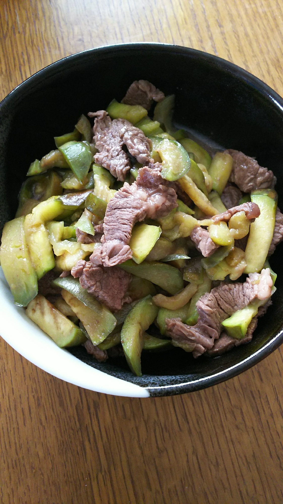 水ナスと牛肉のウェイパー炒め