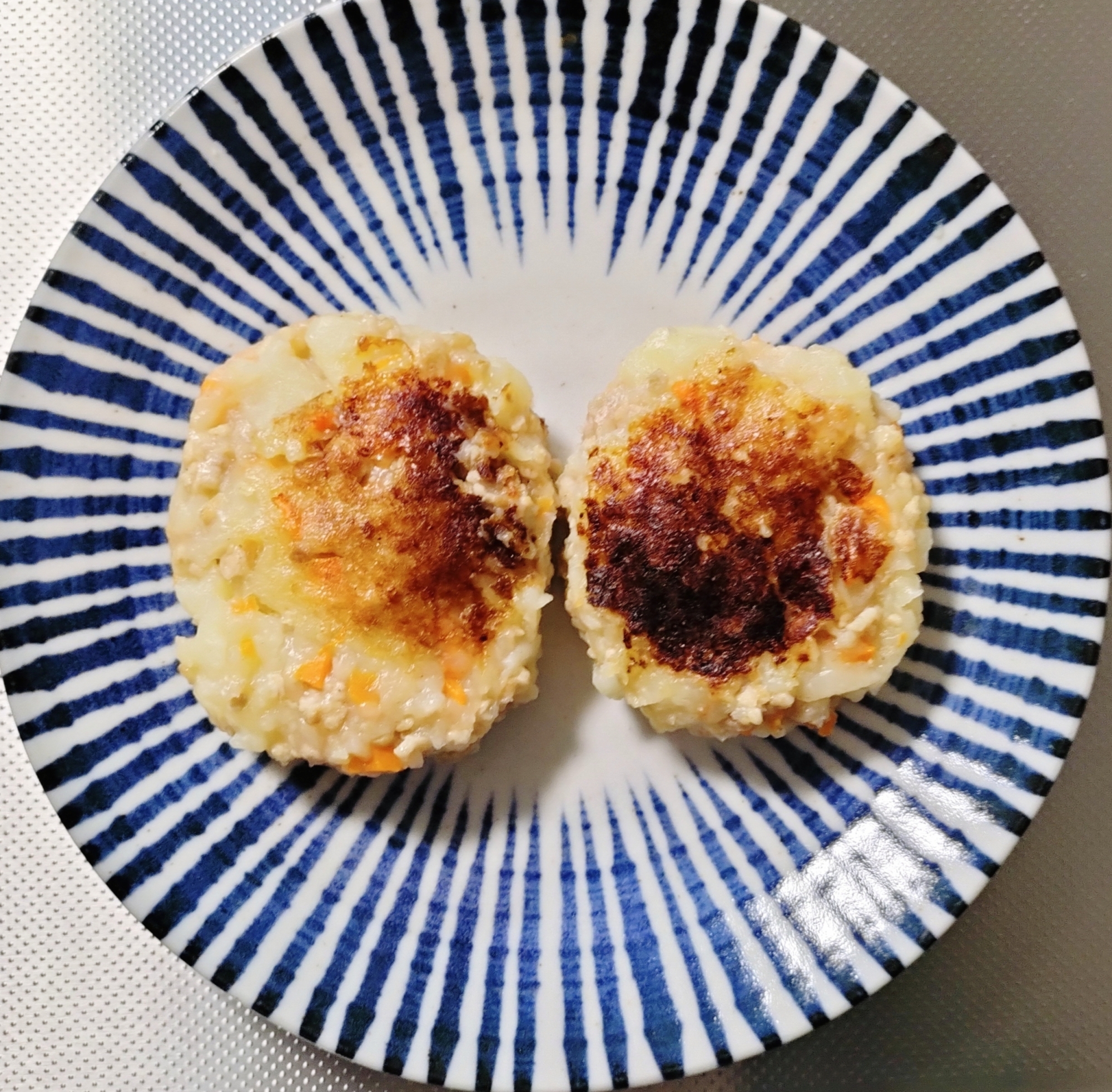 【パン粉いらず】にんじん入りヘルシー焼きコロッケ