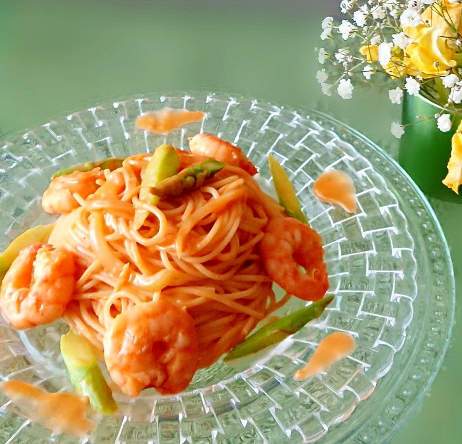 ビスクの残りでᕷ˖エビとアスパラの濃厚パスタꕤ୭*