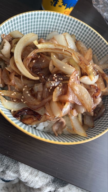 豚の生姜焼き丼