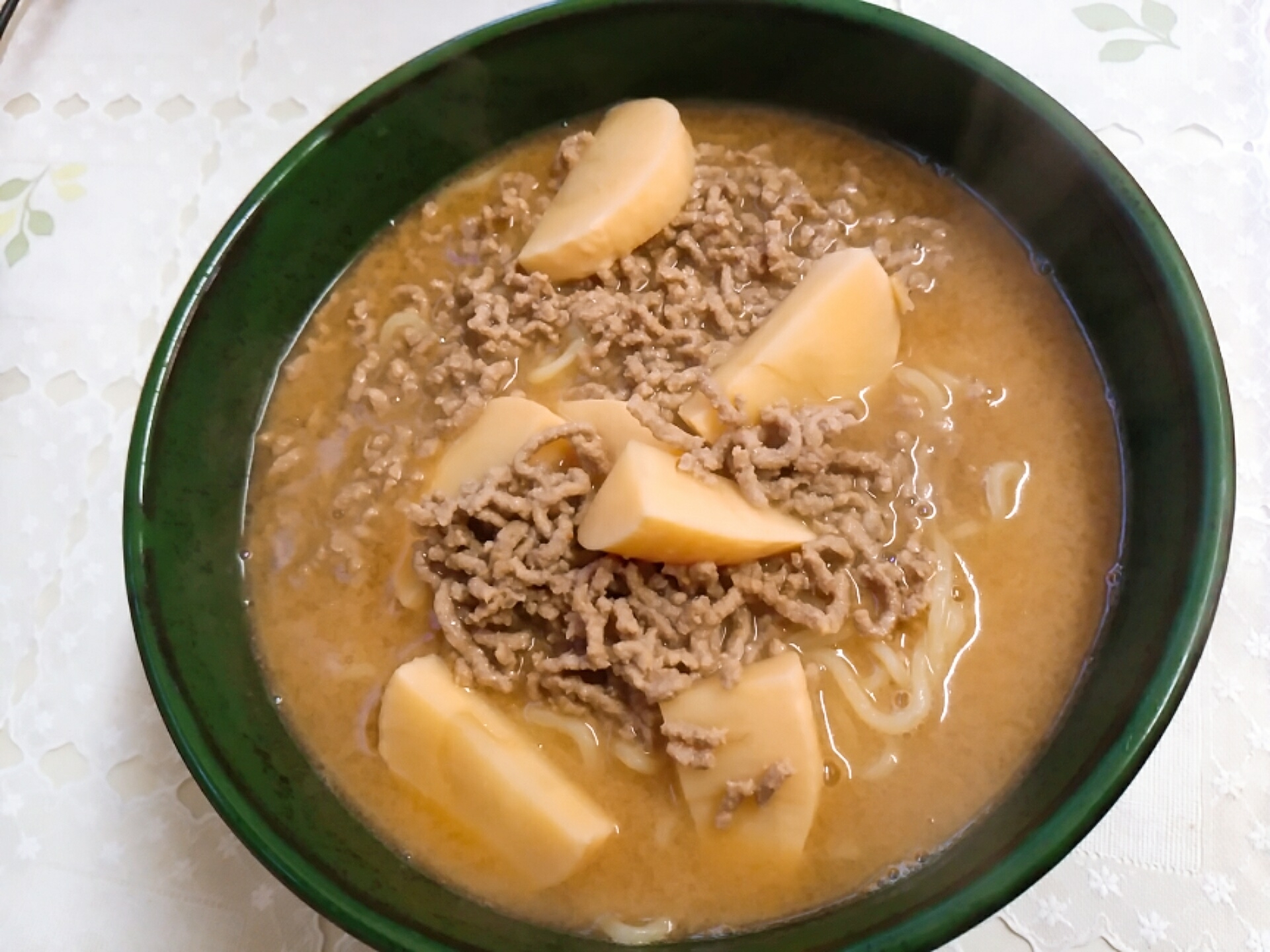 筍とミンチの味噌ラーメン