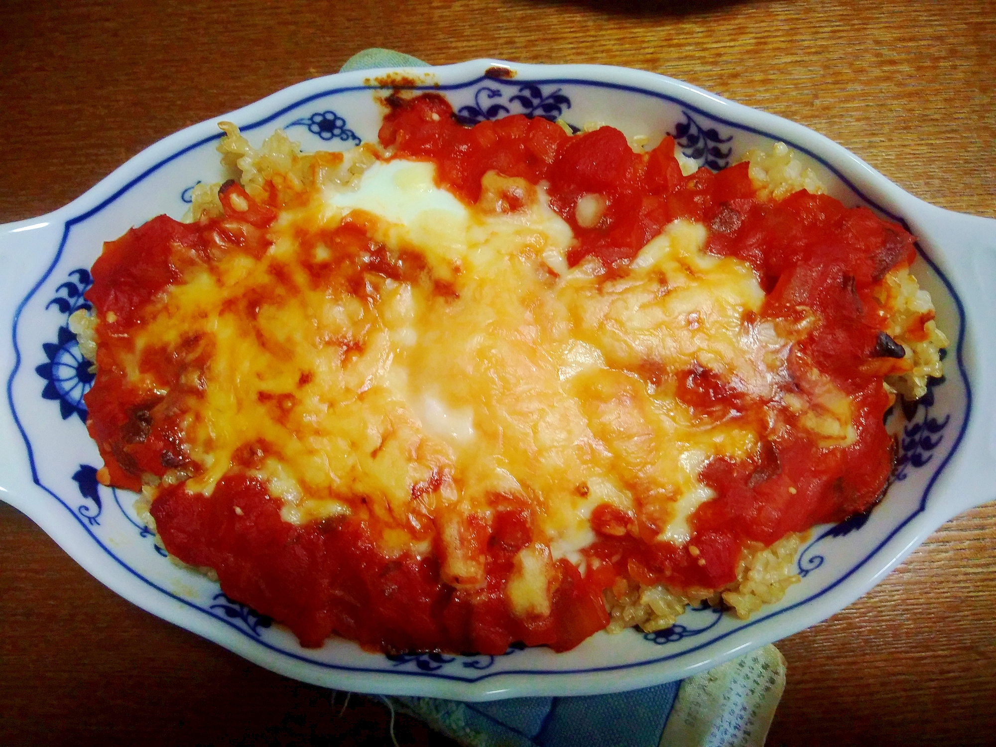 トマトソースと卵のドリア