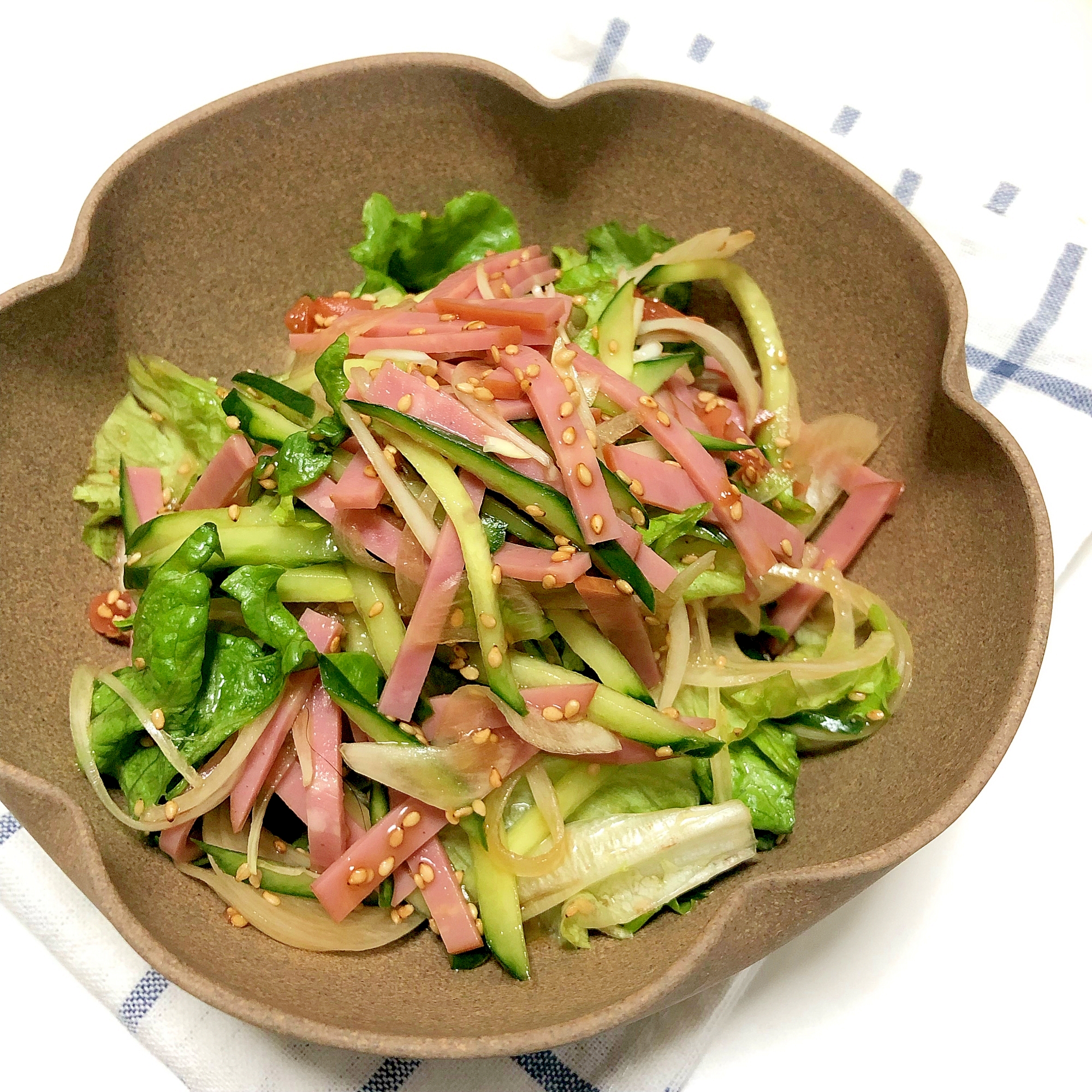 梅香る 三種類野菜とハムの さっぱり サラダ ♪