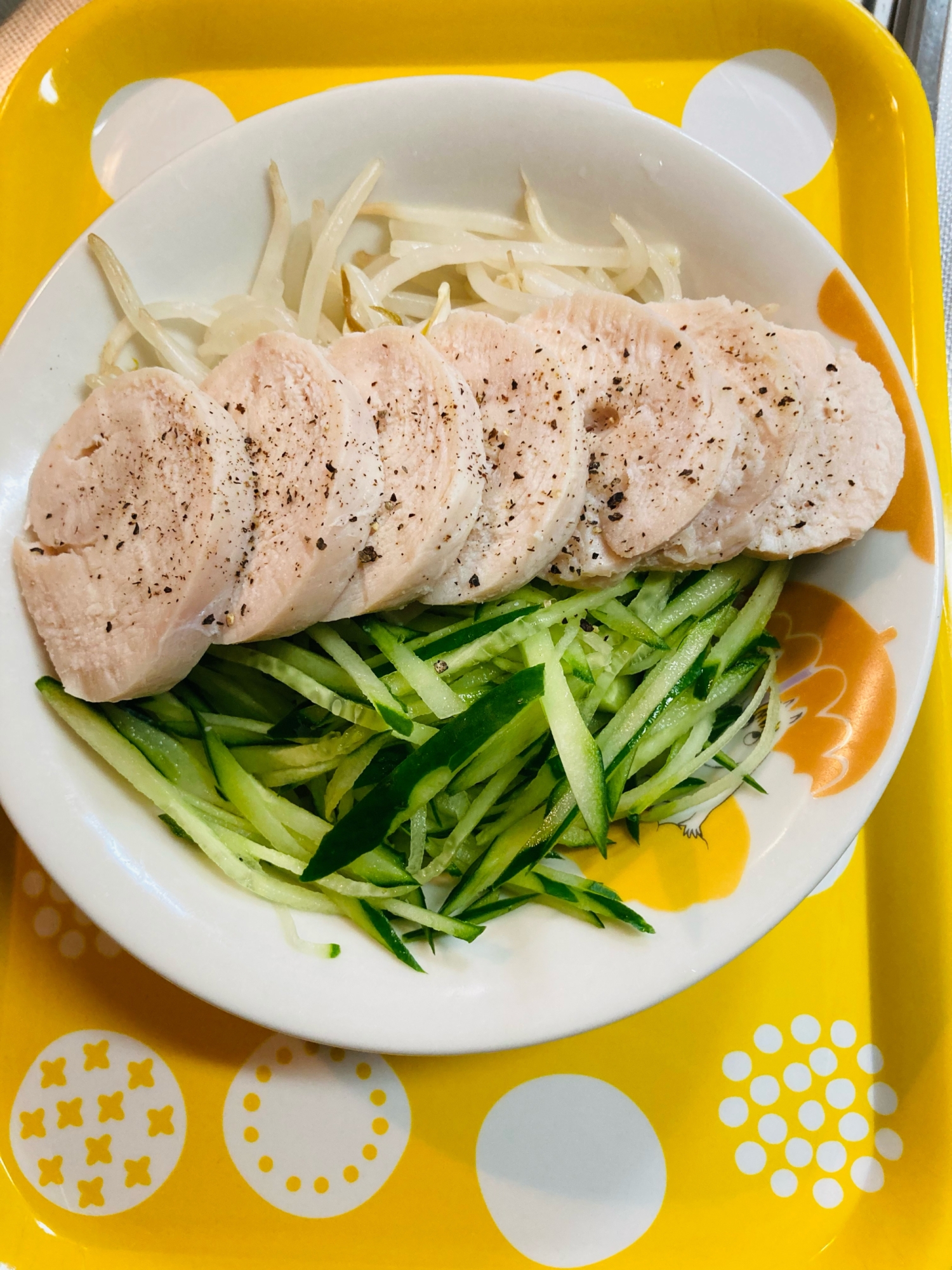 むね肉で鶏ハムサラダ