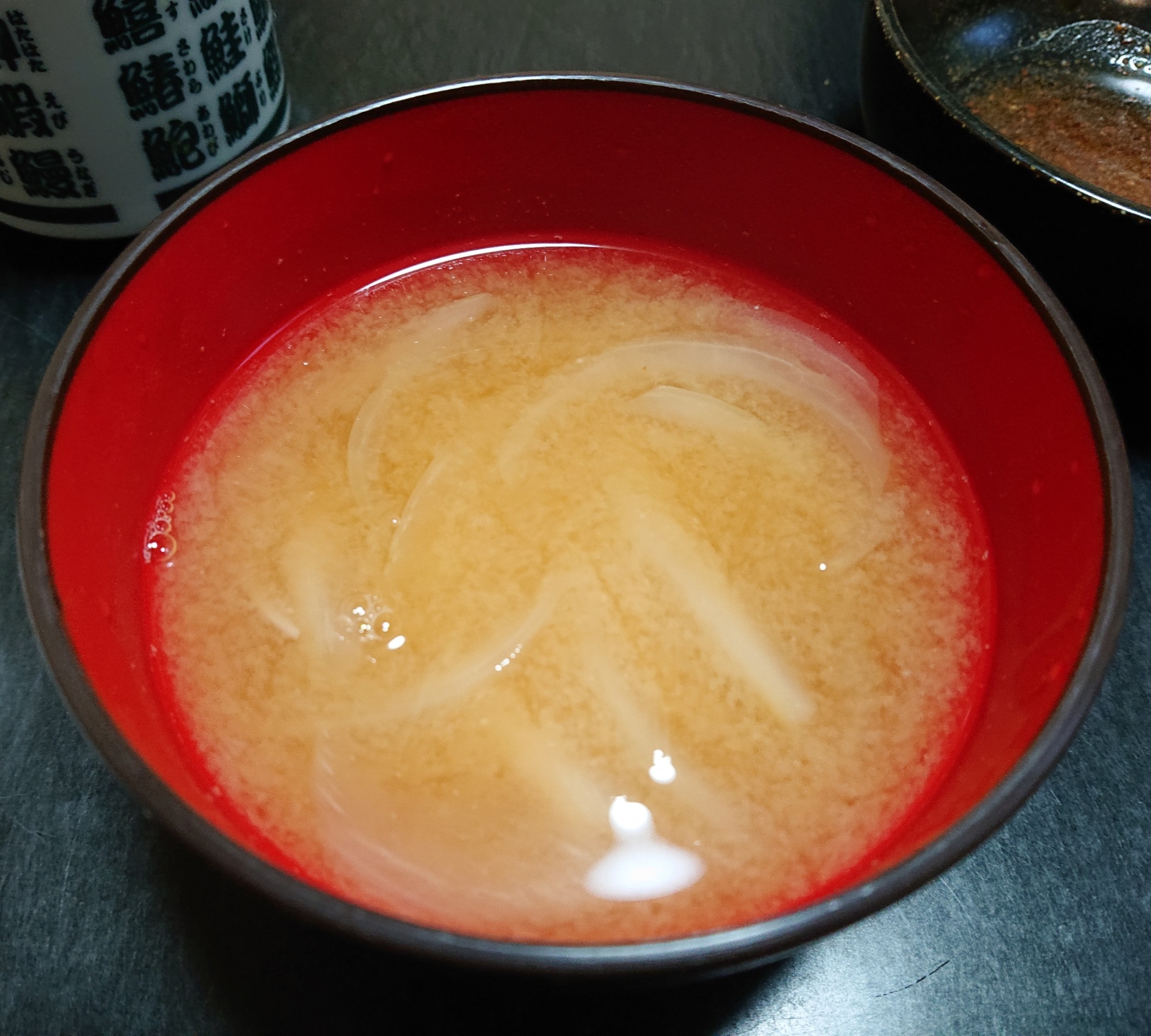 ガツン、と玉ねぎ味噌汁