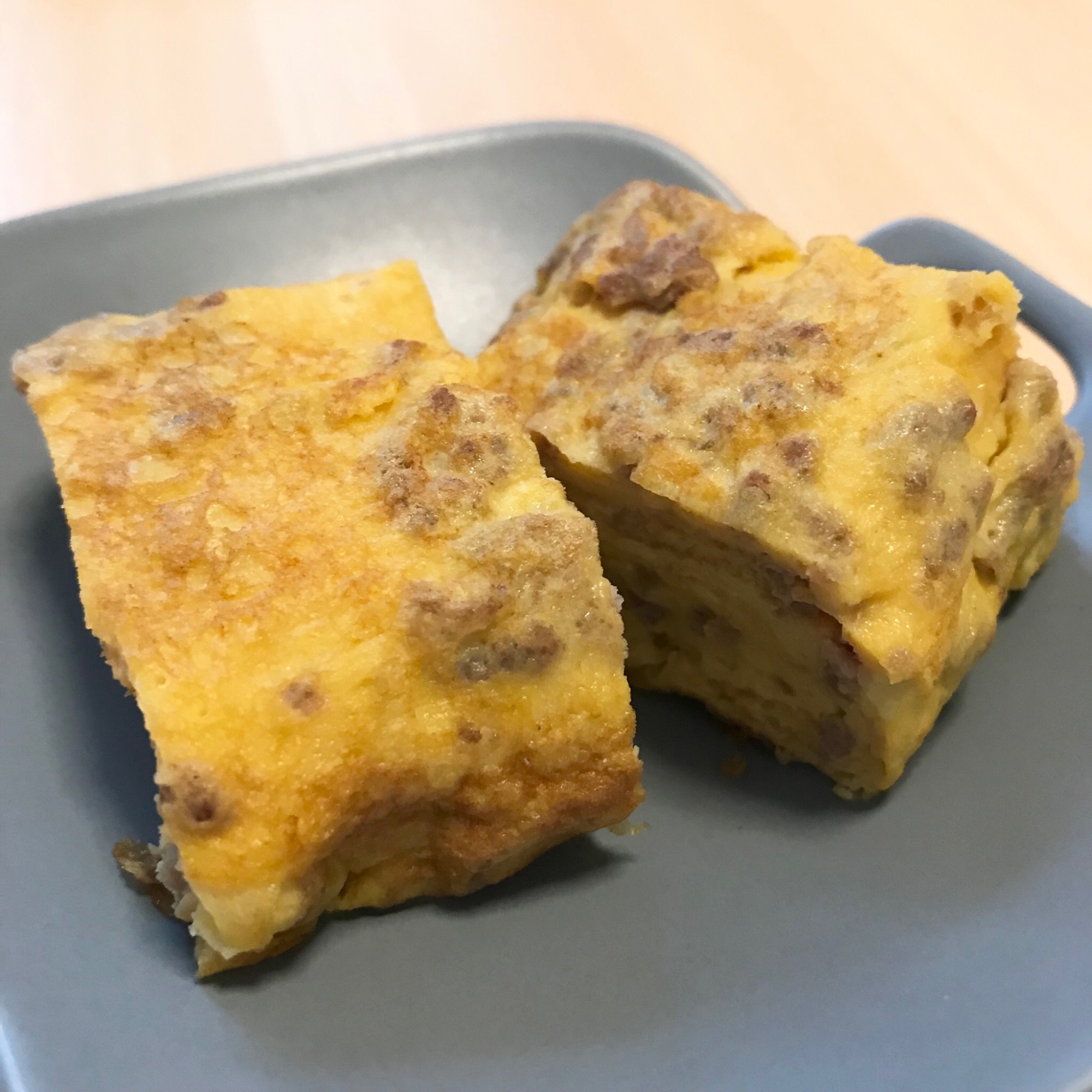 食べ応えバッチリ☆ひき肉チーズ卵焼き