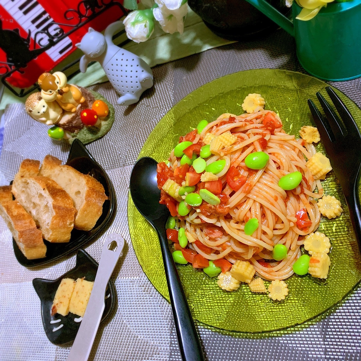 ツナと夏野菜の冷製トマトパスタ