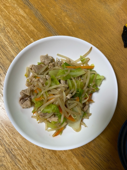 香味ペーストでまるでプロの味！肉野菜炒め