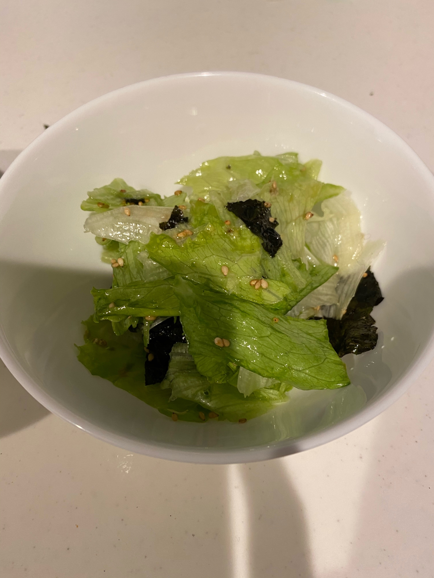 レタスと韓国海苔のチョレギサラダ