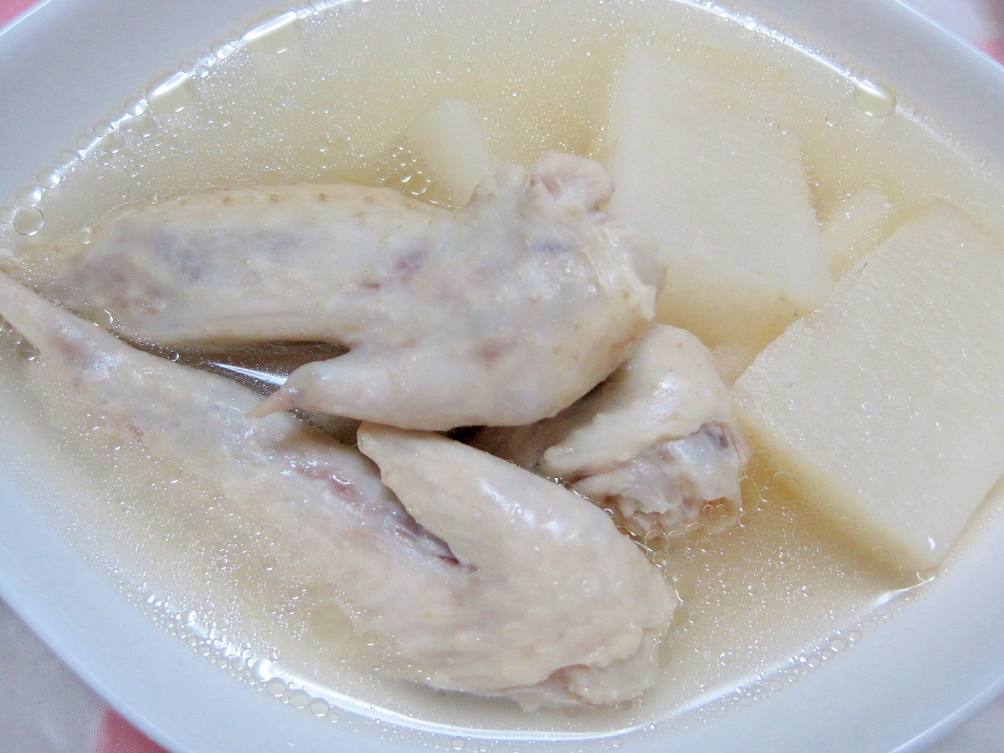 鶏手羽先のスープ煮
