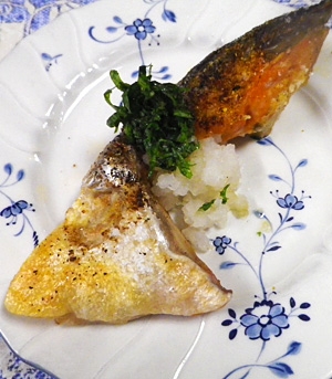 鮭カマの七味焼き